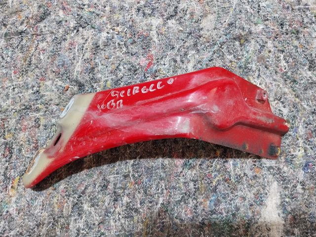 bontott VW SCIROCCO Jobb Sárvédő Oldaltartó