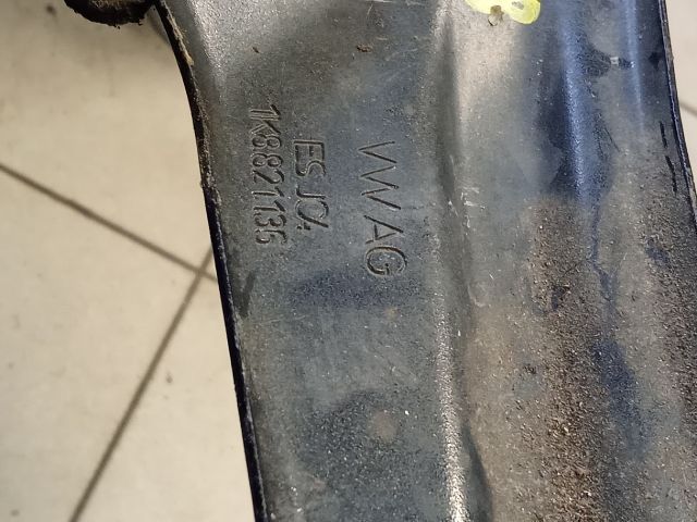 bontott VW SCIROCCO Jobb Sárvédő Oldaltartó