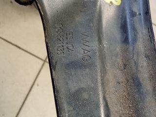 bontott VW SCIROCCO Jobb Sárvédő Oldaltartó