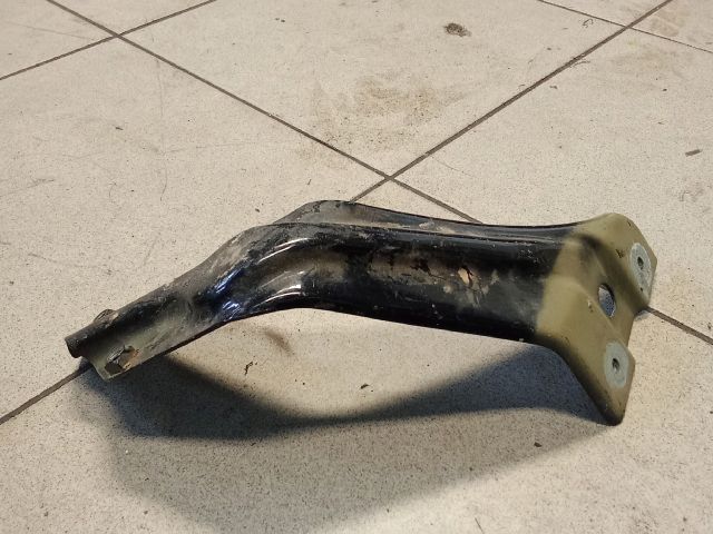 bontott VW SCIROCCO Jobb Sárvédő Oldaltartó