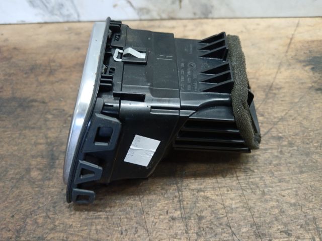 bontott VW SCIROCCO Jobb Szellőző