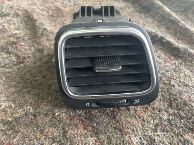 bontott VW SCIROCCO Jobb Szellőző