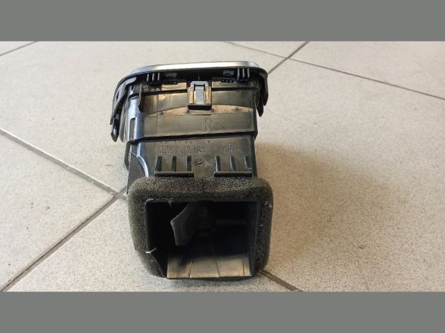 bontott VW SCIROCCO Jobb Szellőző