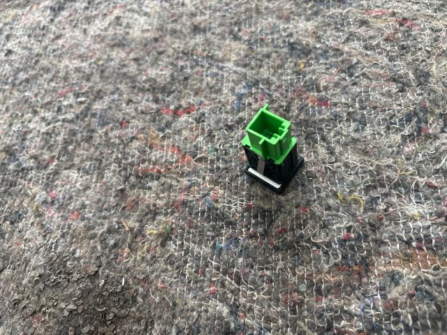 bontott VW SCIROCCO Kapcsoló (Magában)