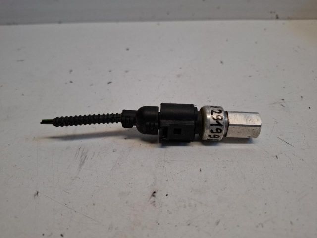 bontott VW SCIROCCO Klíma Nyomásérzékelő Kapcsoló