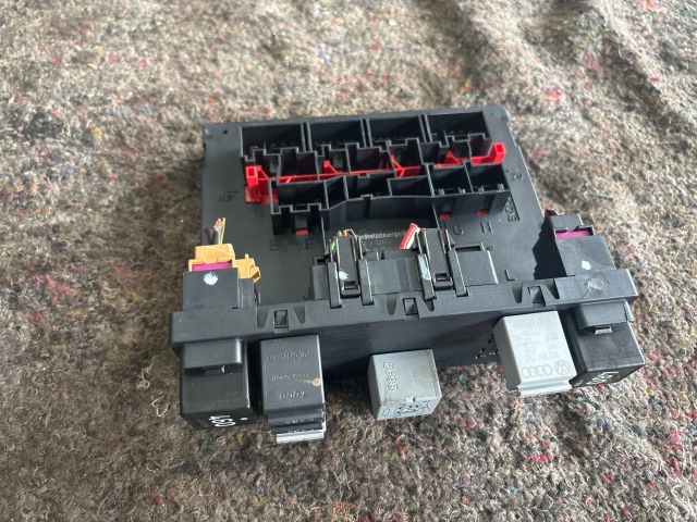 bontott VW SCIROCCO Komfort Elektronika