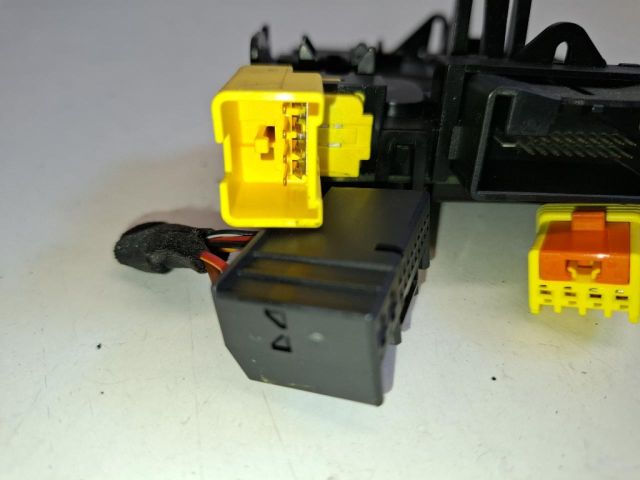 bontott VW SCIROCCO Kormányoszlop Vezérlő