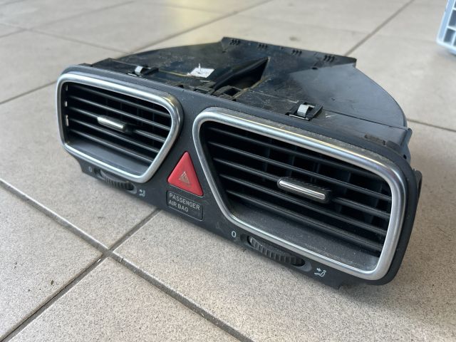 bontott VW SCIROCCO Középső Szellőző