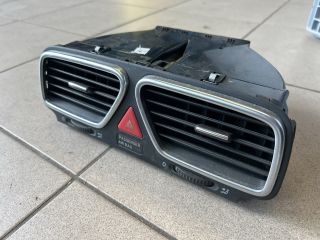 bontott VW SCIROCCO Középső Szellőző