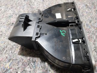 bontott VW SCIROCCO Középső Szellőző