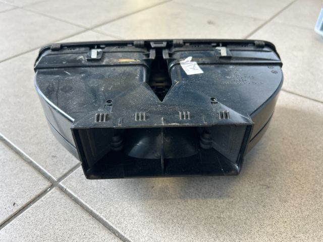 bontott VW SCIROCCO Középső Szellőző