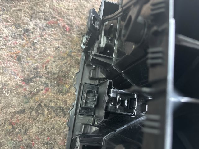 bontott VW SCIROCCO Középső Szellőző