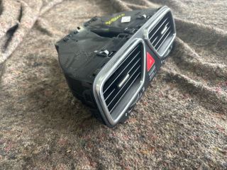 bontott VW SCIROCCO Középső Szellőző