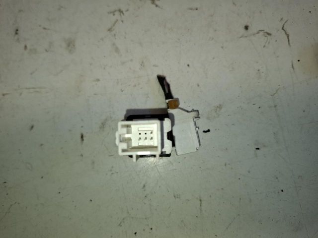 bontott VW SCIROCCO Menetstabilizátor Kapcsoló