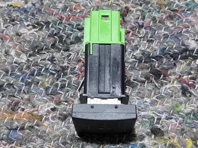 bontott VW SCIROCCO Menetstabilizátor Kapcsoló