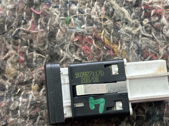 bontott VW SCIROCCO Menetstabilizátor Kapcsoló