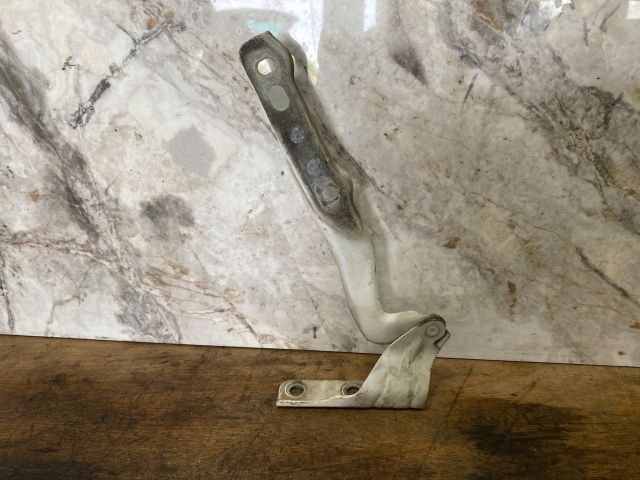 bontott VW SCIROCCO Motorháztető Bal Zsanér