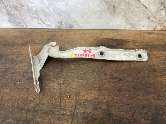 bontott VW SCIROCCO Motorháztető Bal Zsanér