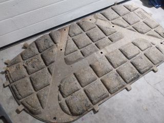 bontott VW SCIROCCO Motorháztető Szigetelés