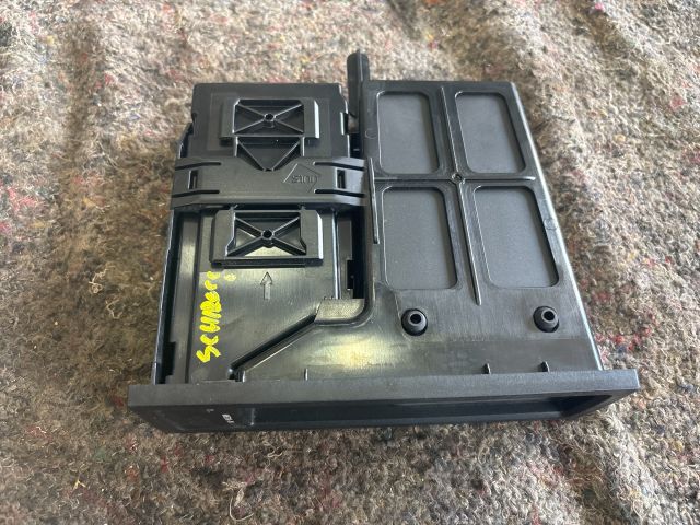 bontott VW SCIROCCO Multimédia Vezérlő