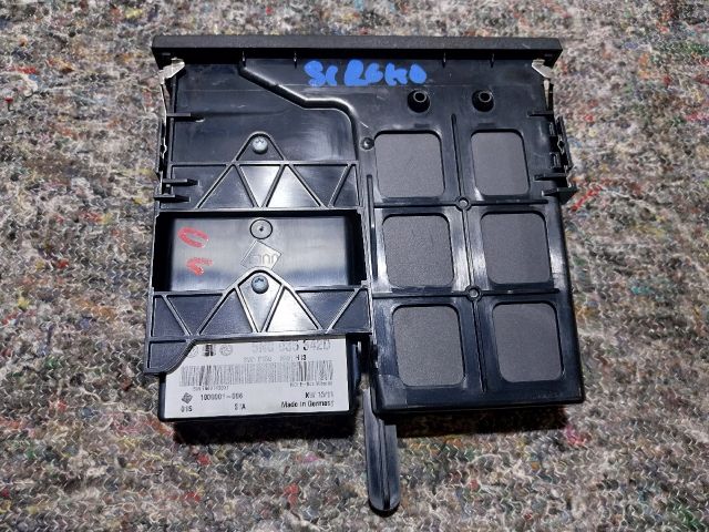 bontott VW SCIROCCO Multimédia Vezérlő