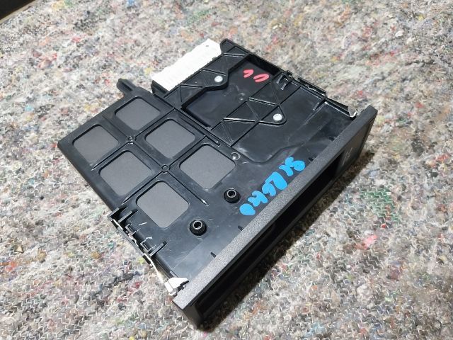 bontott VW SCIROCCO Multimédia Vezérlő