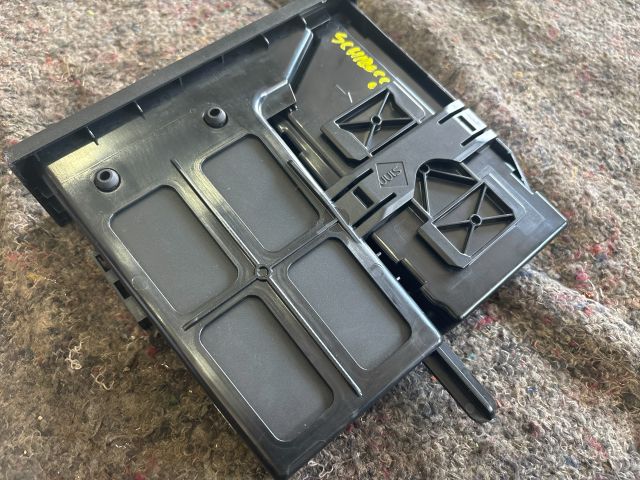 bontott VW SCIROCCO Multimédia Vezérlő