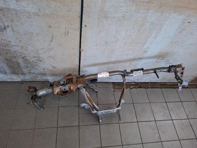 bontott VW SCIROCCO Műszerfal Tartó Vas