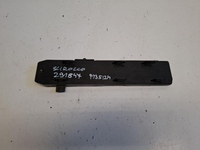 bontott VW SCIROCCO Pollenszűrő Fedél