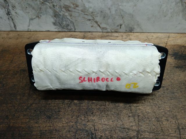 bontott VW SCIROCCO Utasoldali Légzsák