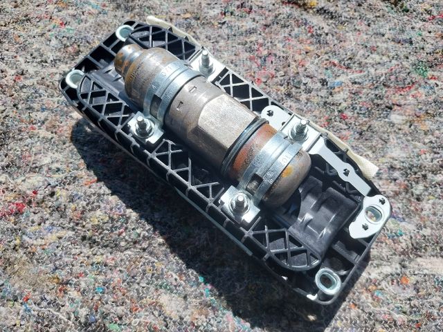 bontott VW SCIROCCO Utasoldali Légzsák