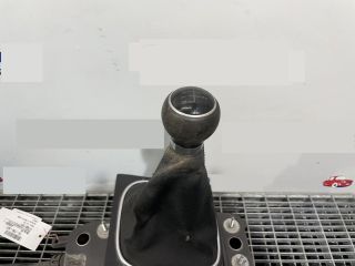 bontott VW SCIROCCO Váltógomb