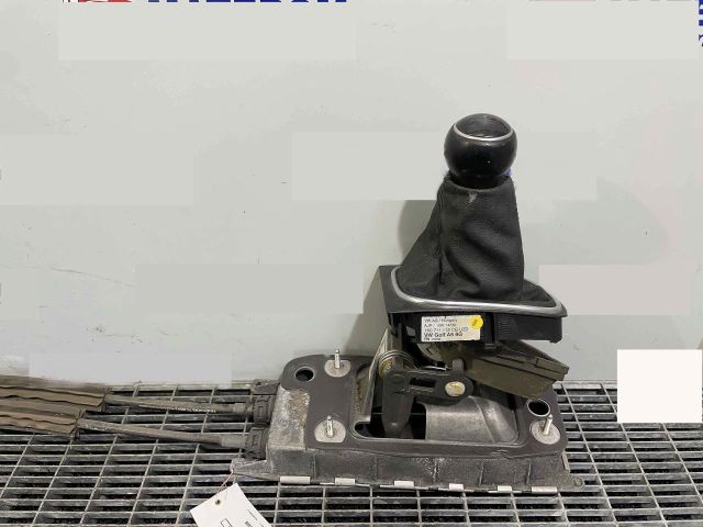 bontott VW SCIROCCO Váltógomb