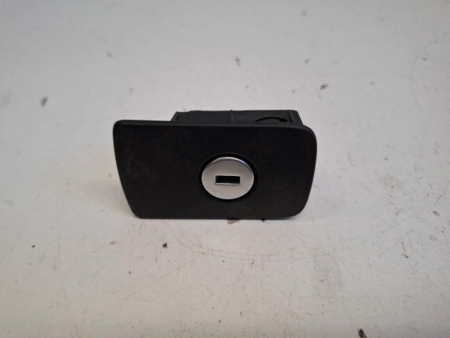 bontott VW SCIROCCO Zárbetét Szett