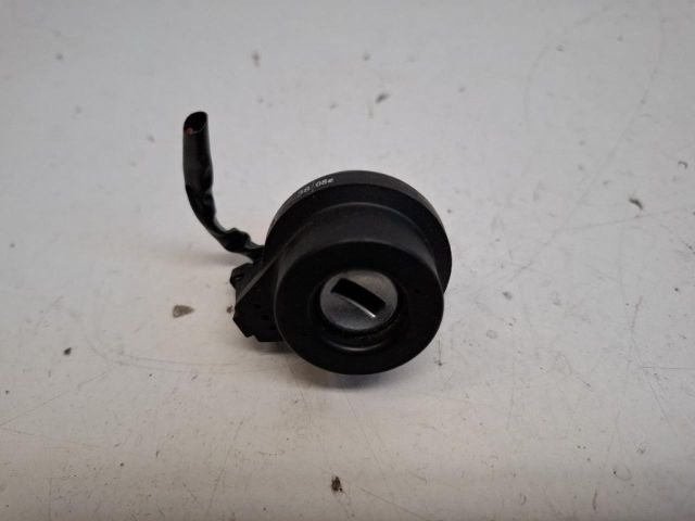 bontott VW SCIROCCO Zárbetét Szett