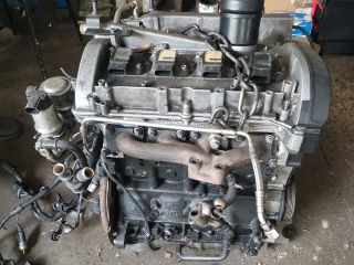 bontott VW SHARAN Motor (Fűzött blokk hengerfejjel)