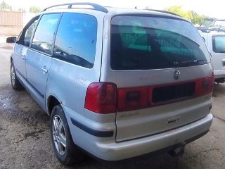 bontott VW SHARAN Bal hátsó Féknyereg Munkahengerrel