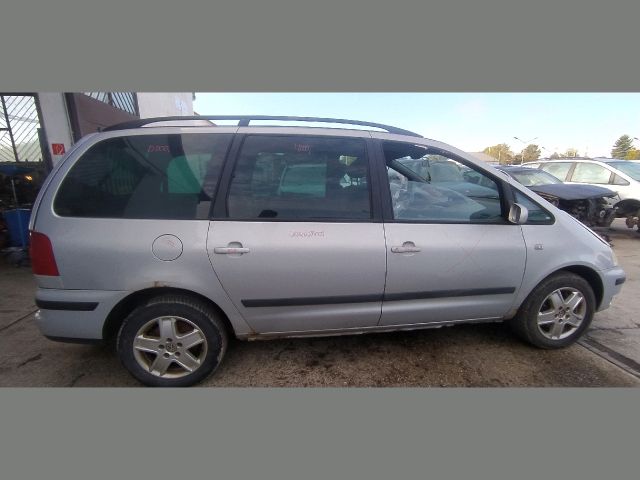 bontott VW SHARAN Biztosítéktábla Motortér