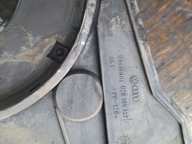 bontott VW SHARAN Alsó Vezérlés Burkolat