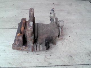 bontott VW SHARAN Bal hátsó Féknyereg Munkahengerrel