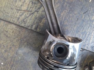 bontott VW SHARAN Dugattyú és Hajtókar