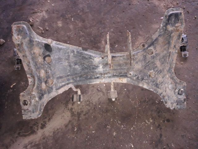 bontott VW SHARAN Első Bölcső