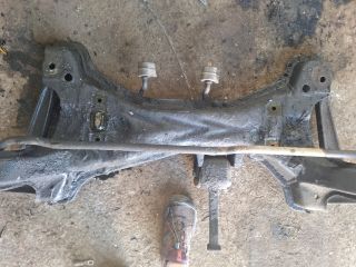 bontott VW SHARAN Első Bölcső