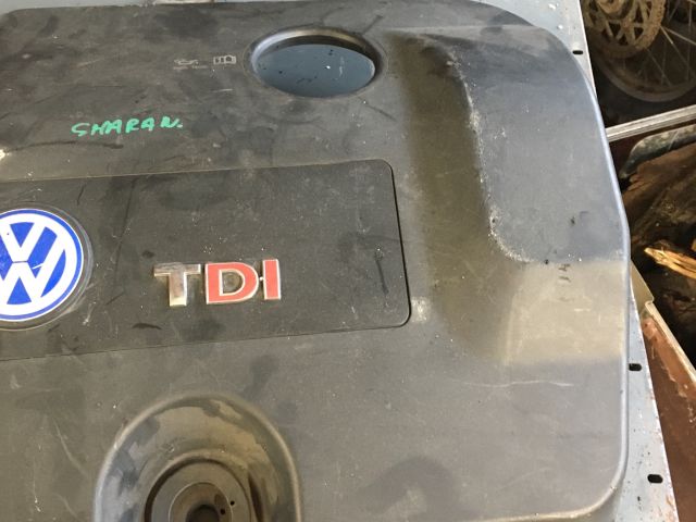 bontott VW SHARAN Felső Motorburkolat