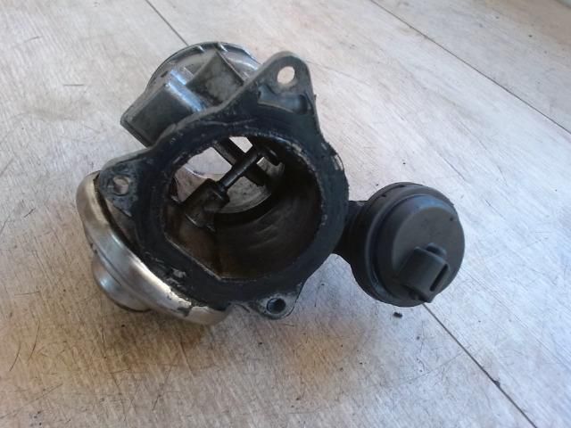 bontott VW SHARAN Fojtószelep (Mechanikus)