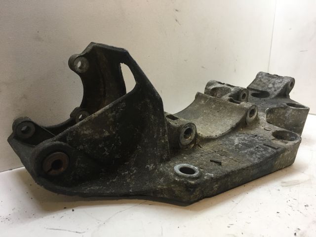 bontott VW SHARAN Generátor Tartó Bak