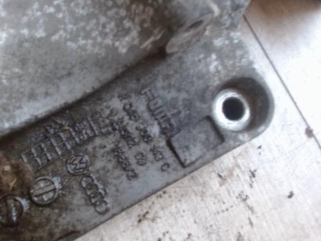 bontott VW SHARAN Generátor Tartó Bak