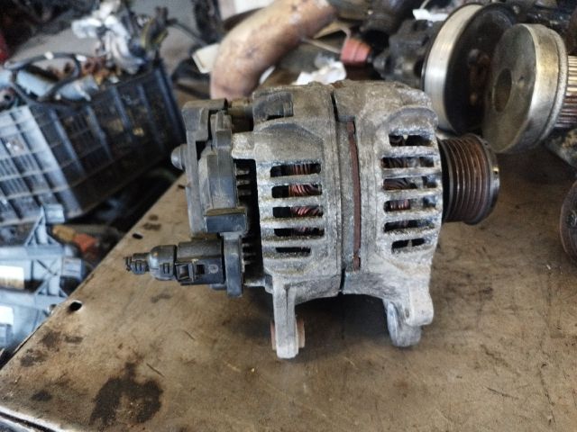 bontott VW SHARAN Generátor