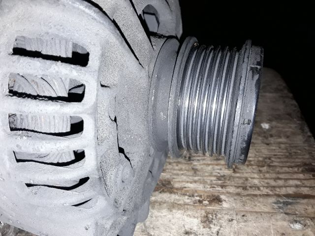 bontott VW SHARAN Generátor