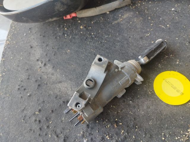 bontott VW SHARAN Gyújtáskapcsoló Házzal